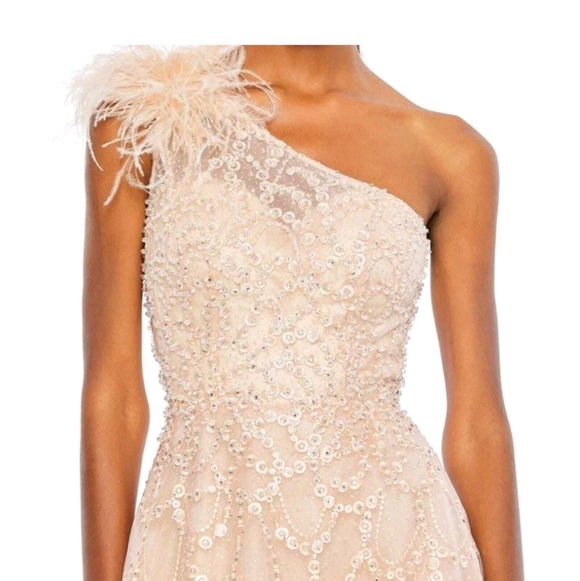Mac Duggal Long, One-Shoulder Embellished Gown Size 20, NWT - Picture 3 of 9